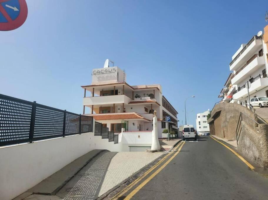 Vista Mar Y Piscina Climatizada Apartman Arona  Kültér fotó