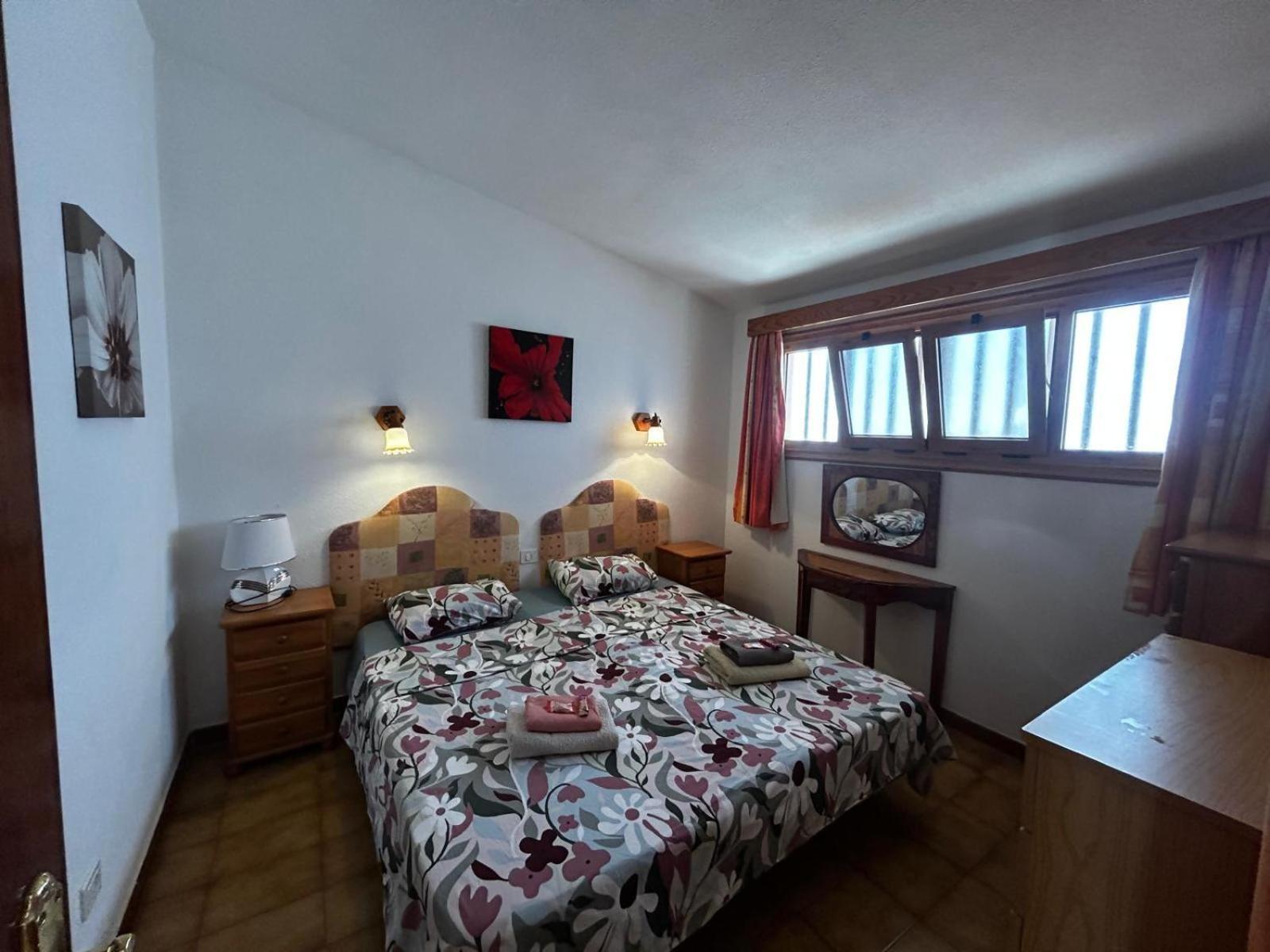 Vista Mar Y Piscina Climatizada Apartman Arona  Kültér fotó
